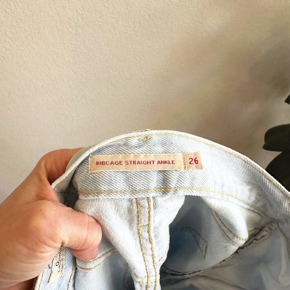 Levi's Womens Ribcage Straight Ankle Jeans Size 26 Premium Button Fly Distressed - Picture 6 of 10